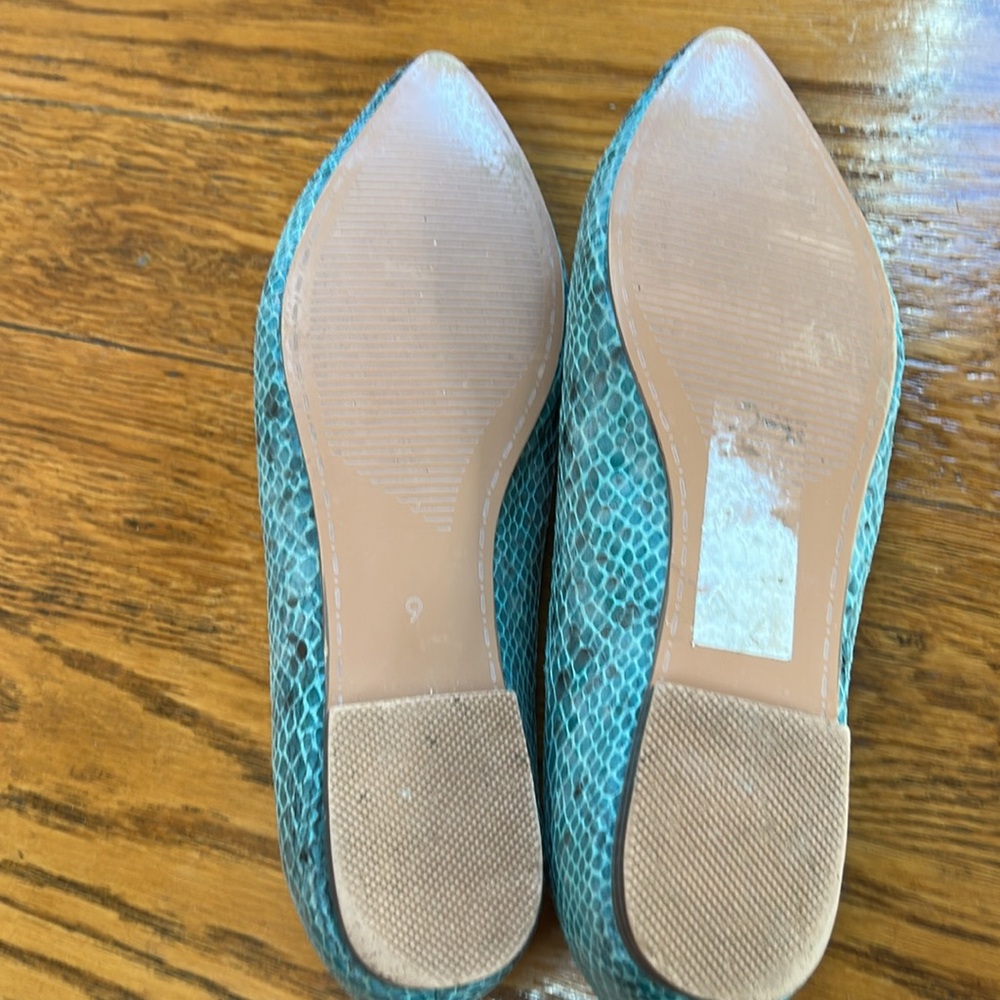 Seven 7 Nelly Flat style turquoise snakeskin ladies pointed toe flats. Size 9. - Picture 7 of 13